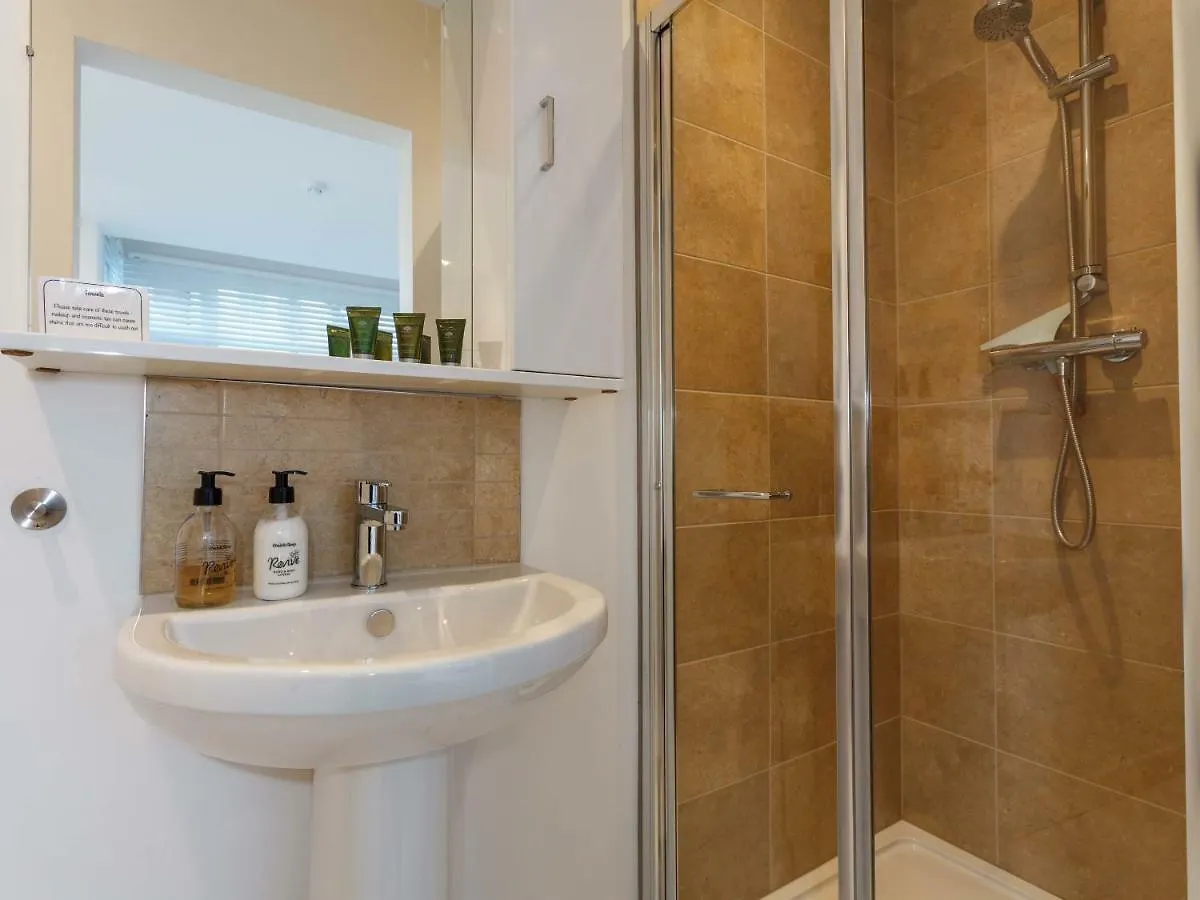Dale House - Vivre Retreats Apartment Bournemouth